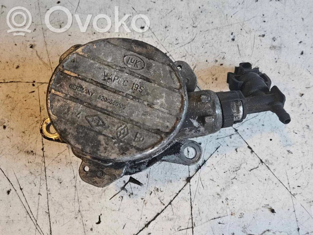 Opel Vivaro Vacuum pump 