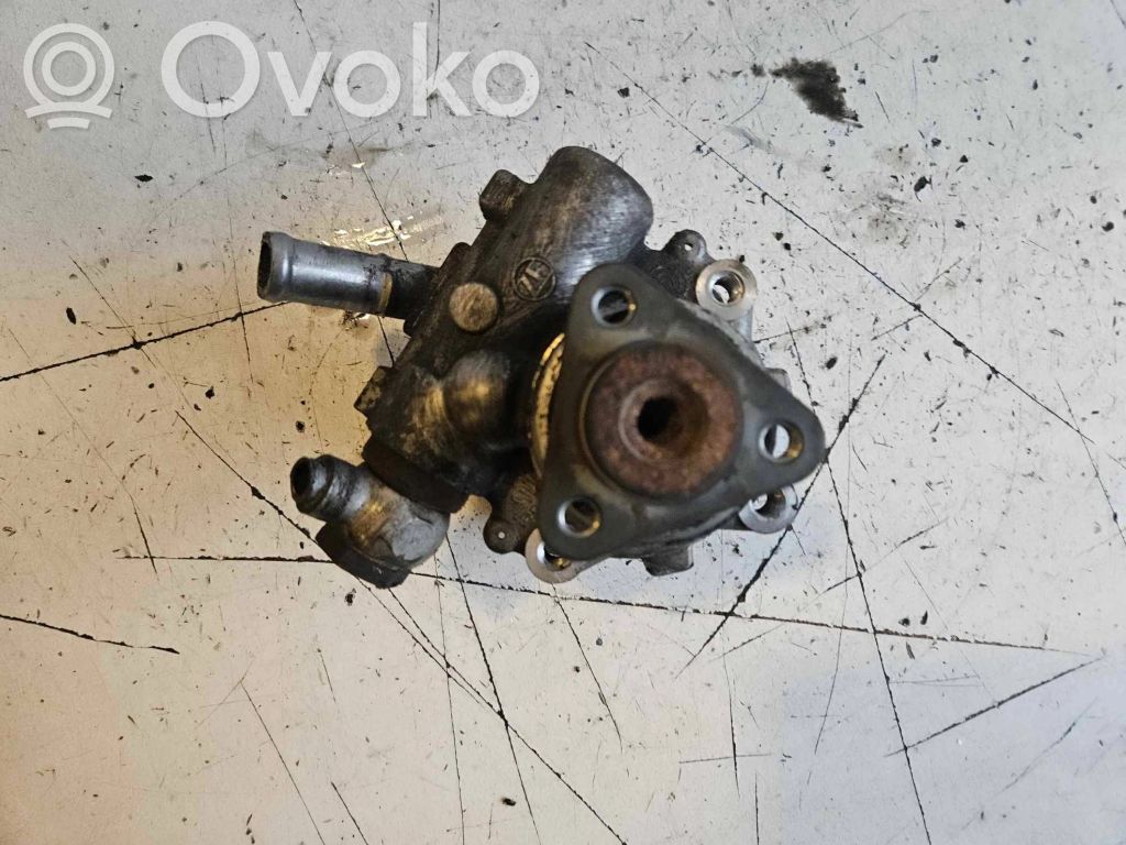 BMW 3 E90 E91 Power steering pump 