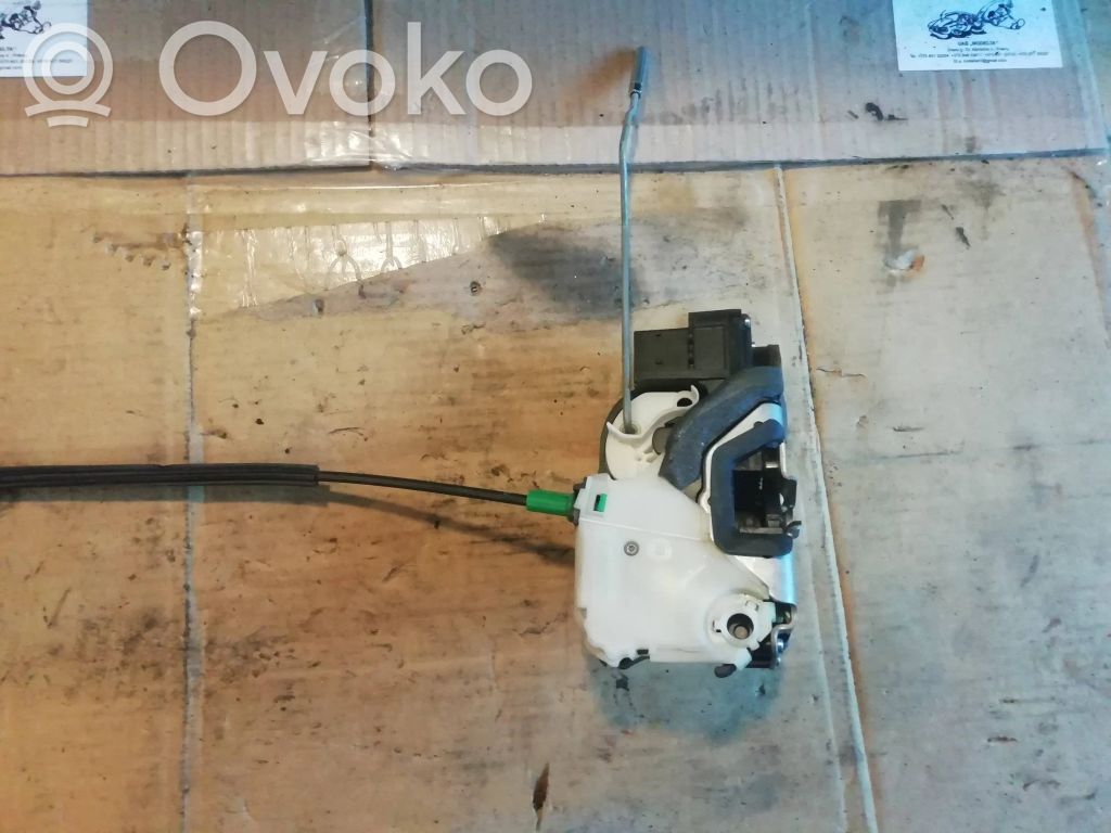 Chevrolet Volt I Aizmugurē slēdzene 