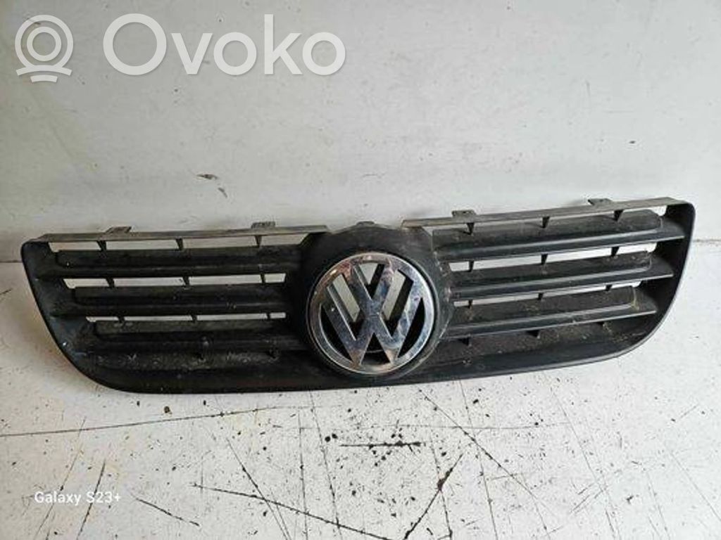 Volkswagen Polo IV 9N3 Maskownica / Grill / Atrapa górna chłodnicy 