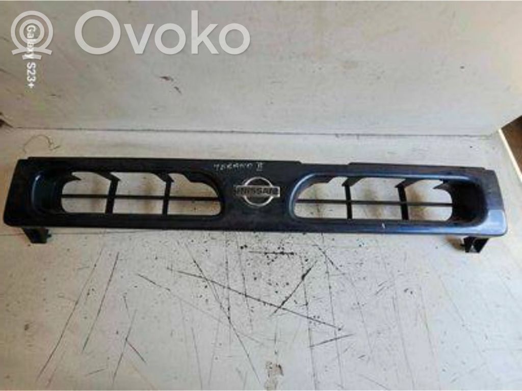 Nissan Terrano Etusäleikkö 
