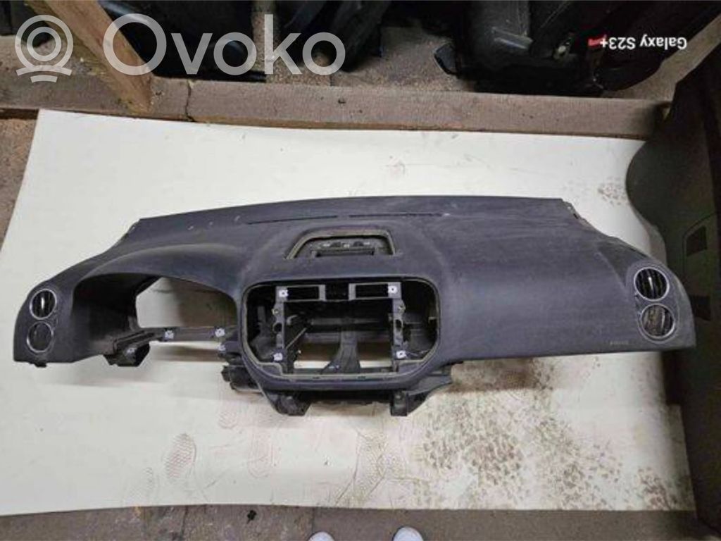 Volkswagen Golf Plus Dashboard 