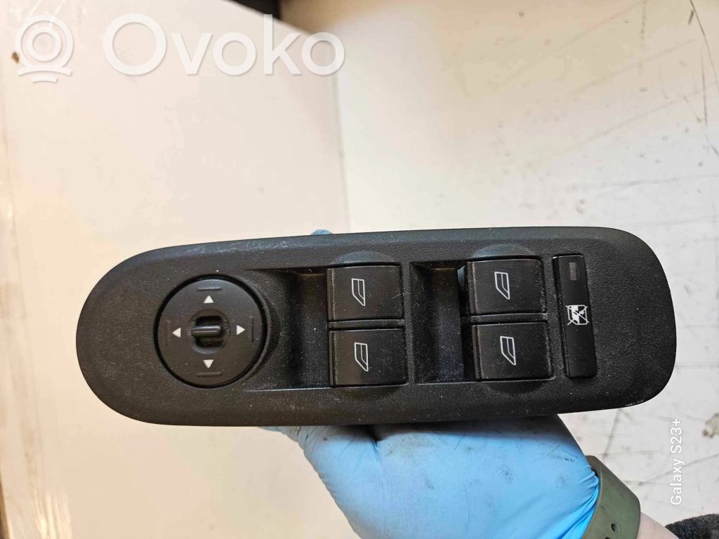 Electric window control switch   6M2T14A132AE,03072006,B0307610526