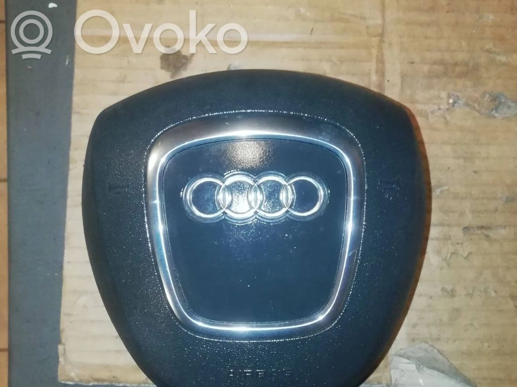 Audi A8 S8 D3 4E Vairo oro pagalvė 