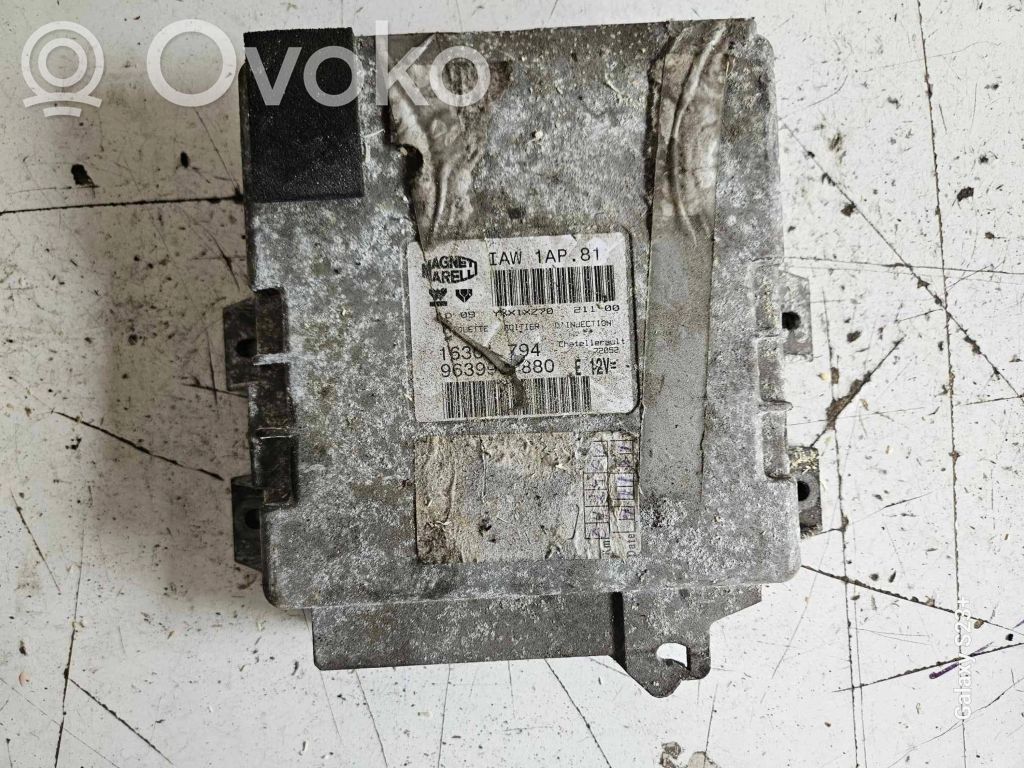 Peugeot 206 Engine control unit/module 