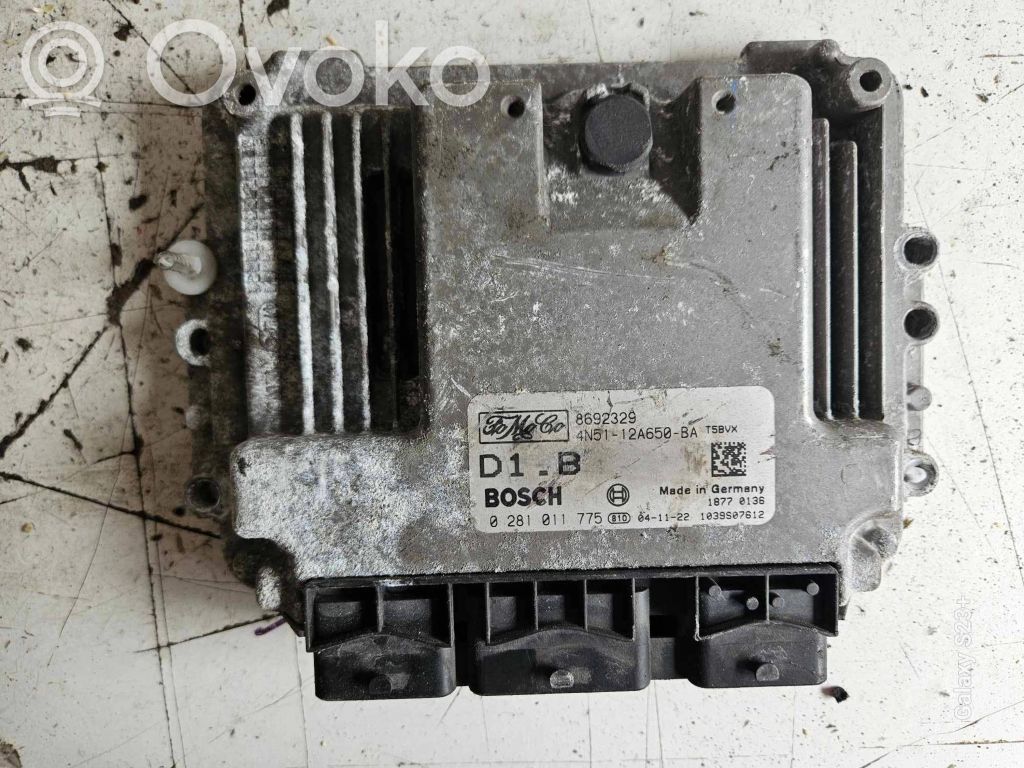 Volvo V50 Engine control unit/module 