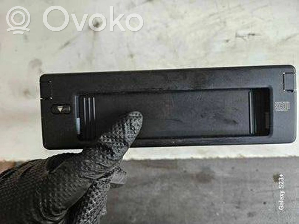 BMW 5 E60 E61 CD/DVD changer 