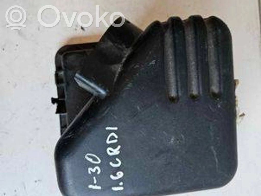Hyundai i30 Air filter box cover 