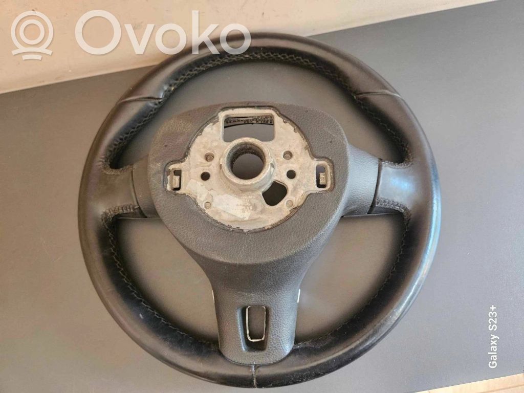 Volkswagen Golf VI Ohjauspyörä 