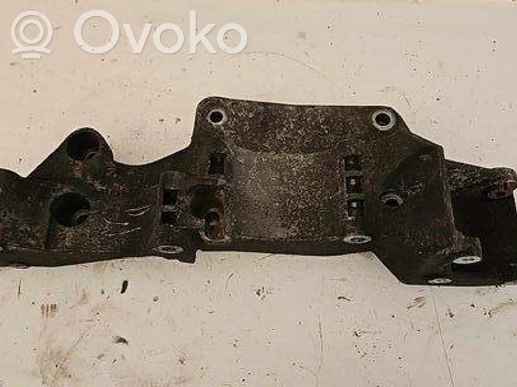 Volkswagen Golf IV Engine mounting bracket 