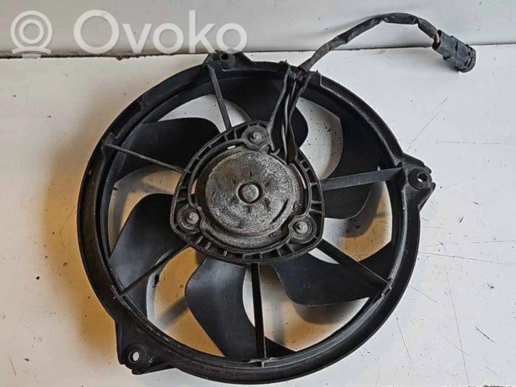 Peugeot Expert Elektrisks radiatoru ventilators 