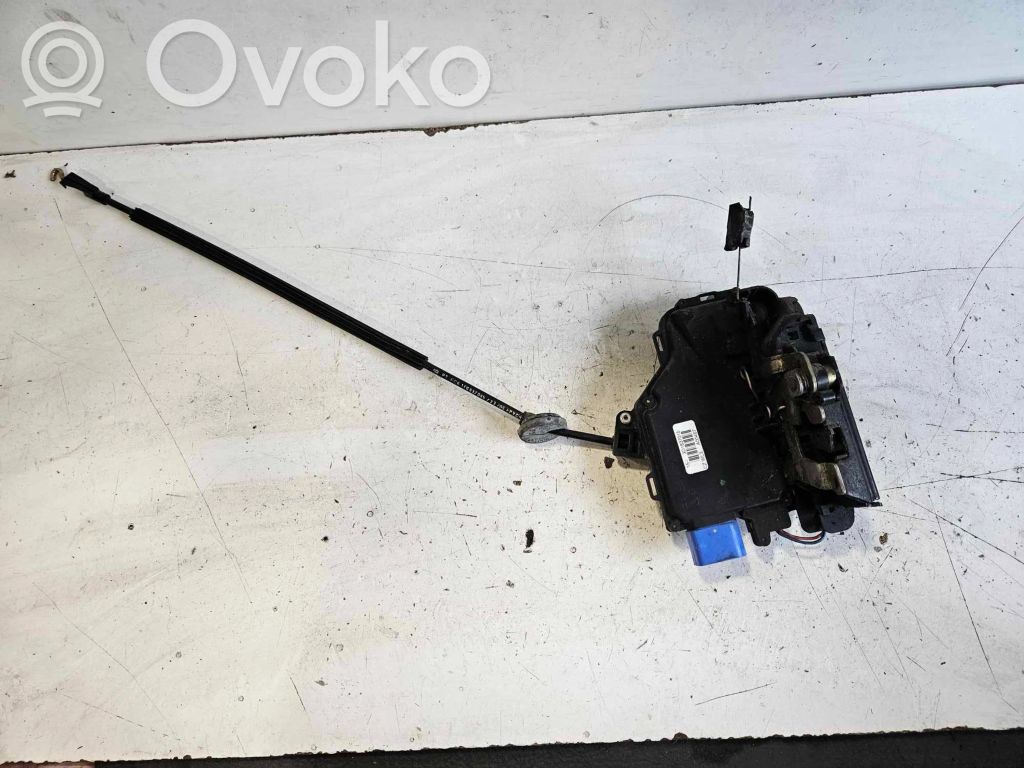 Volkswagen Caddy Zamek drzwi przednich 