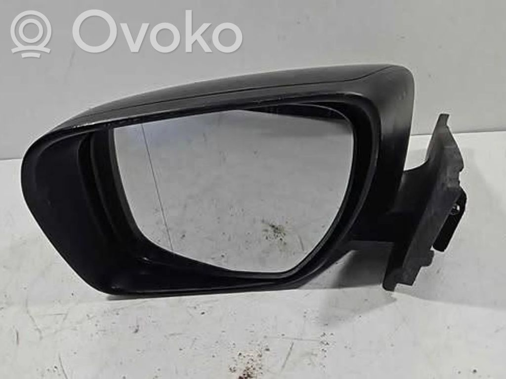 Mazda 5 Front door electric wing mirror 