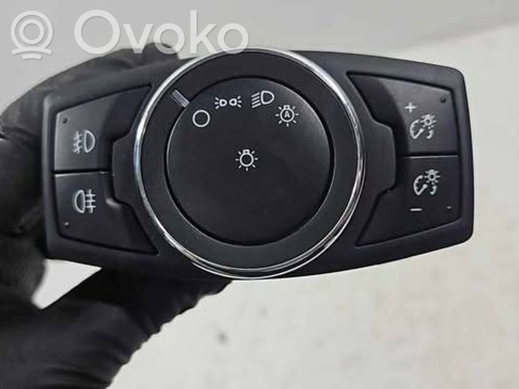 Ford Focus Light switch 