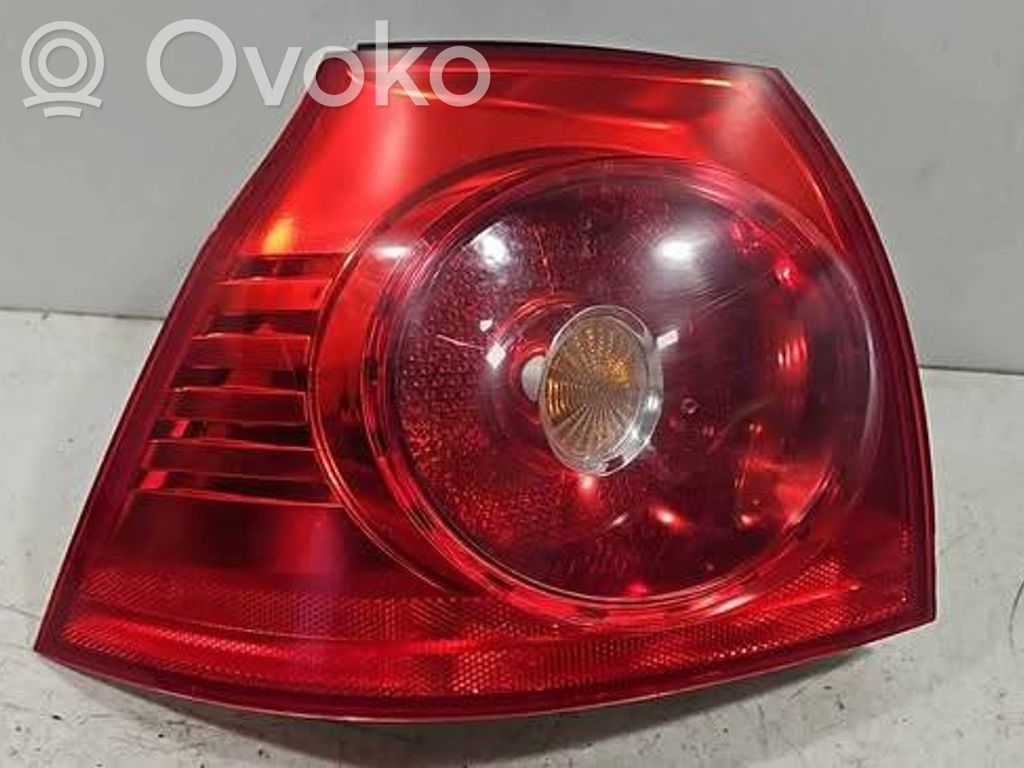 Volkswagen Golf V Rear/tail lights 