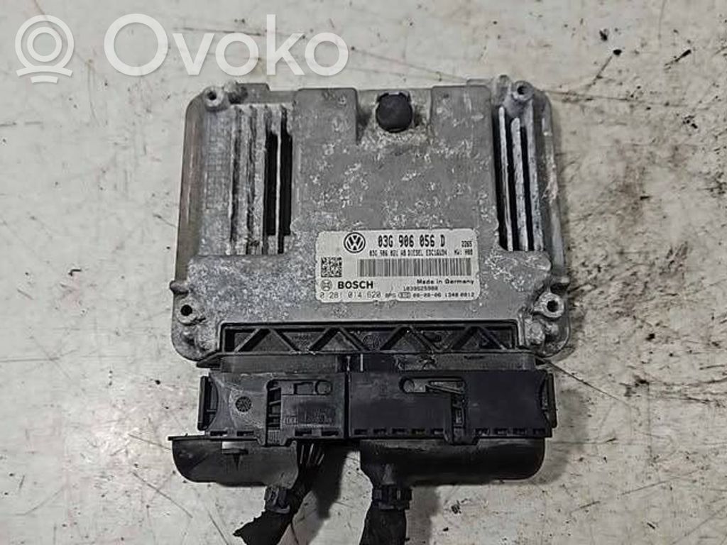Volkswagen PASSAT B6 Engine control unit/module 