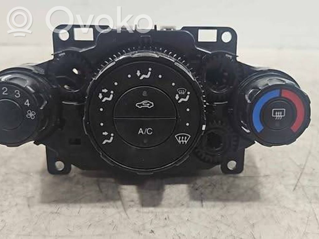 Ford Fiesta Climate control unit 