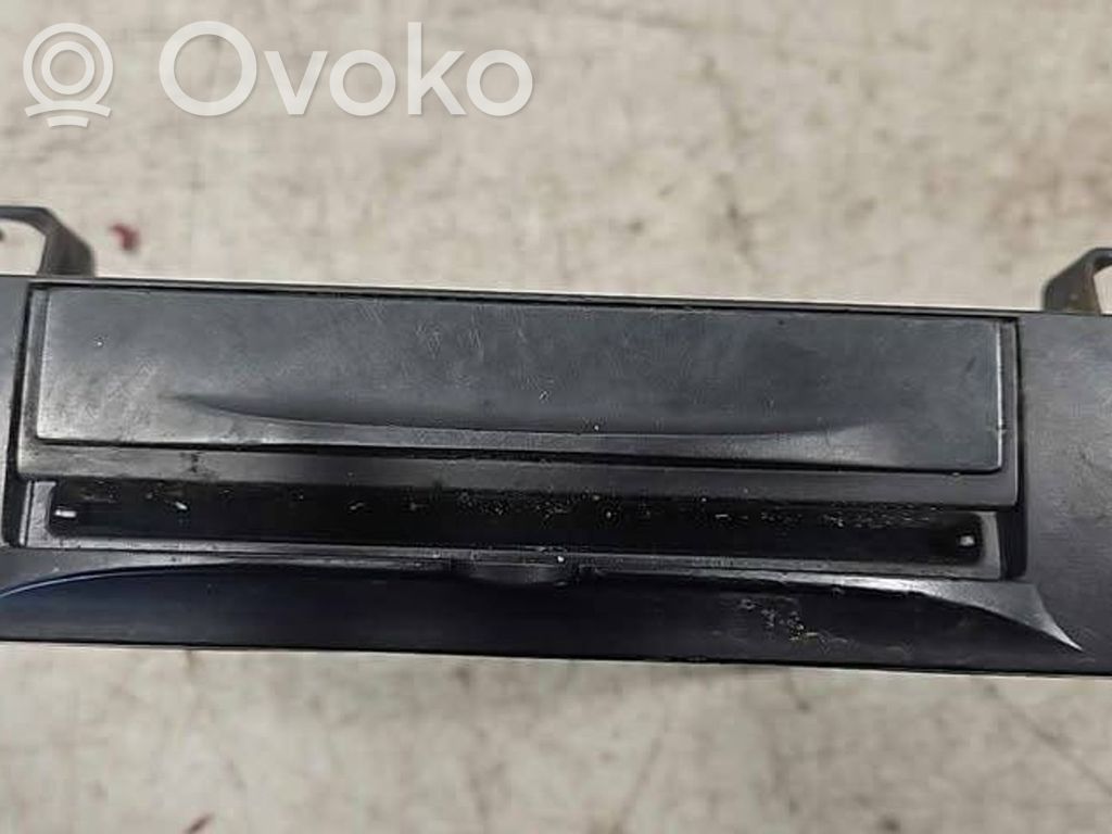 Volvo XC90 Navigation unit CD/DVD player 