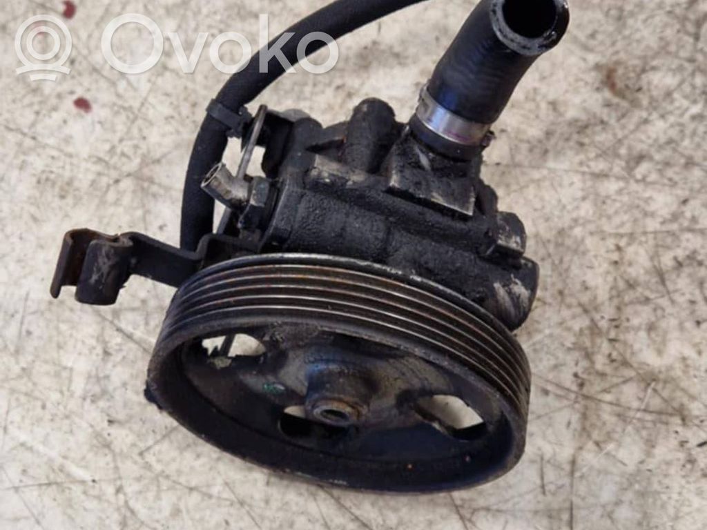Peugeot Expert Power steering pump 
