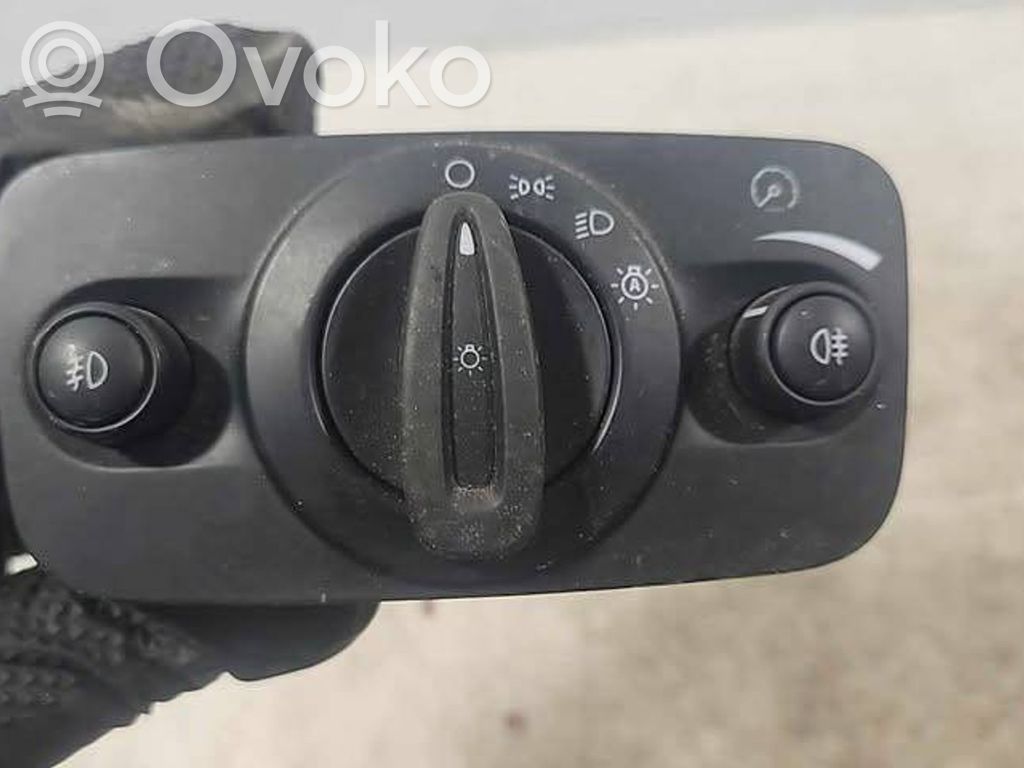 Ford Mondeo MK IV Šviesų jungtukas 