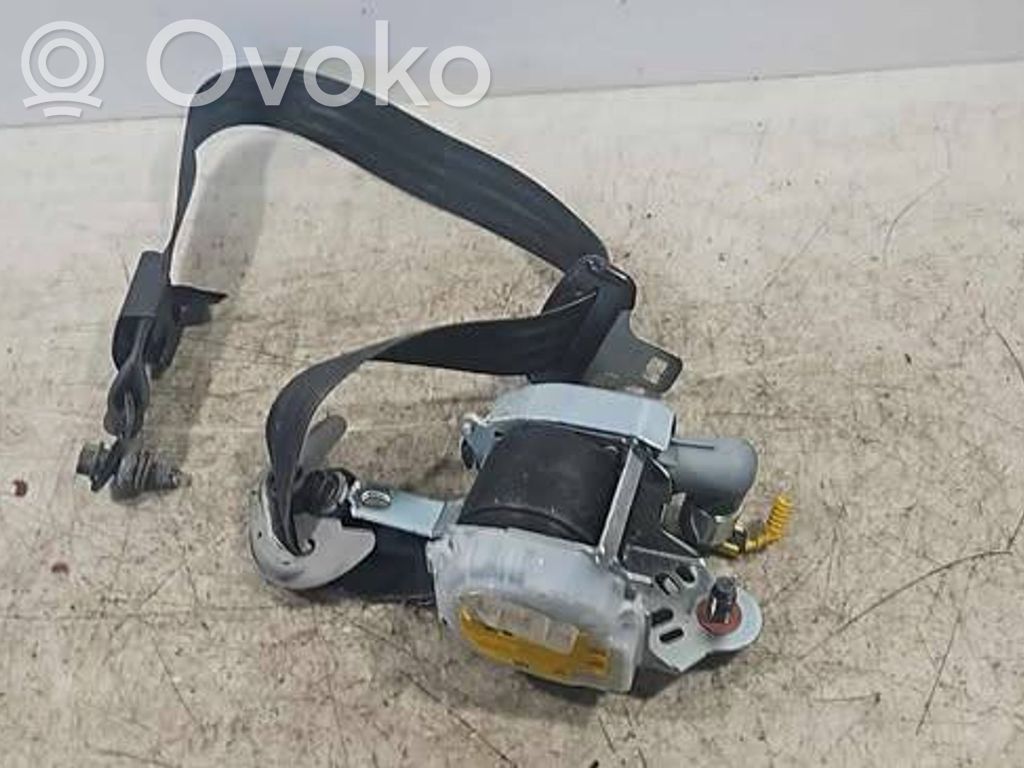 Hyundai i30 Cinturón delantero 