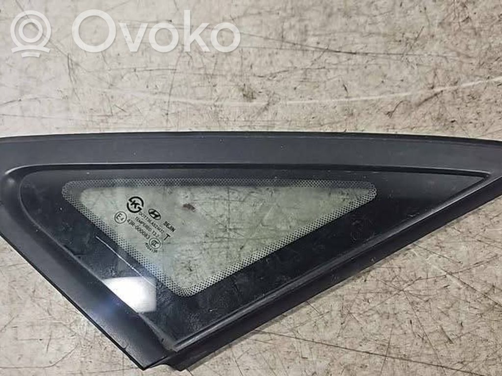 Hyundai i30 Front triangle window/glass 