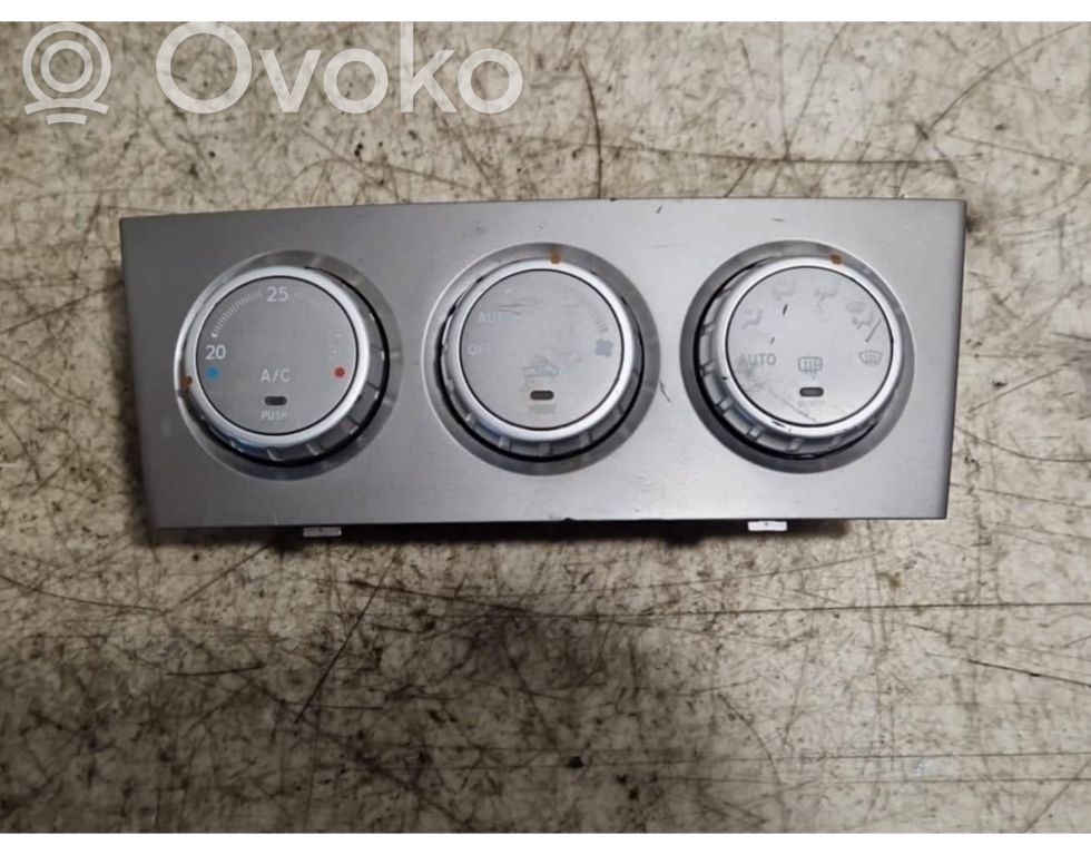 Subaru Forester SG Climate control unit 