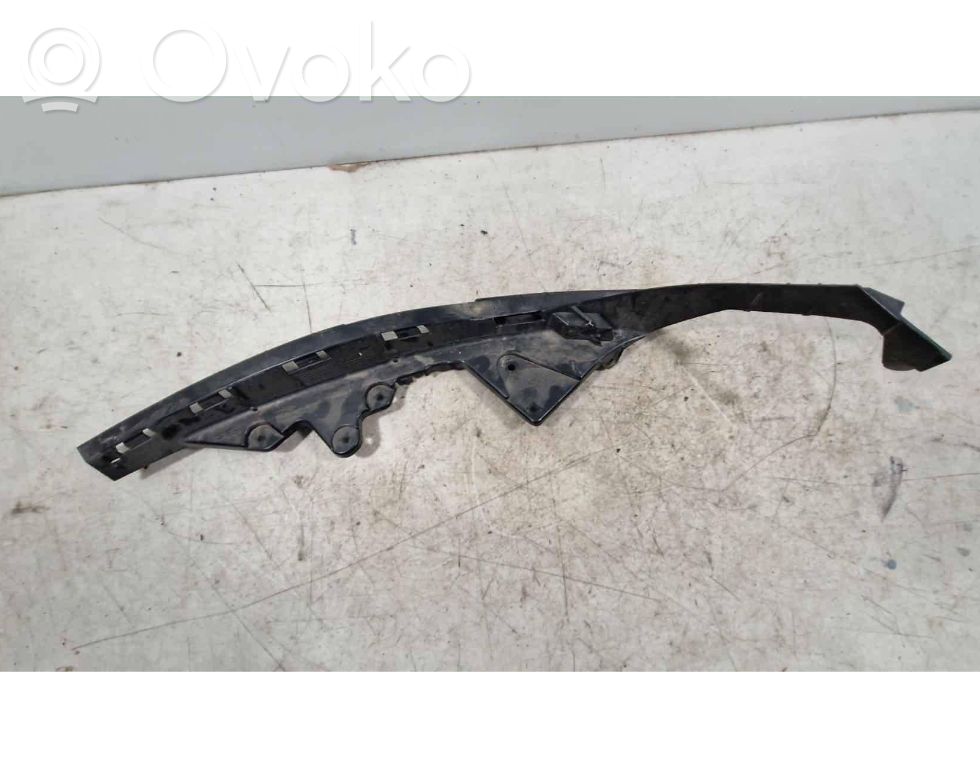 Chrysler Pacifica Headlight/headlamp mounting bracket 