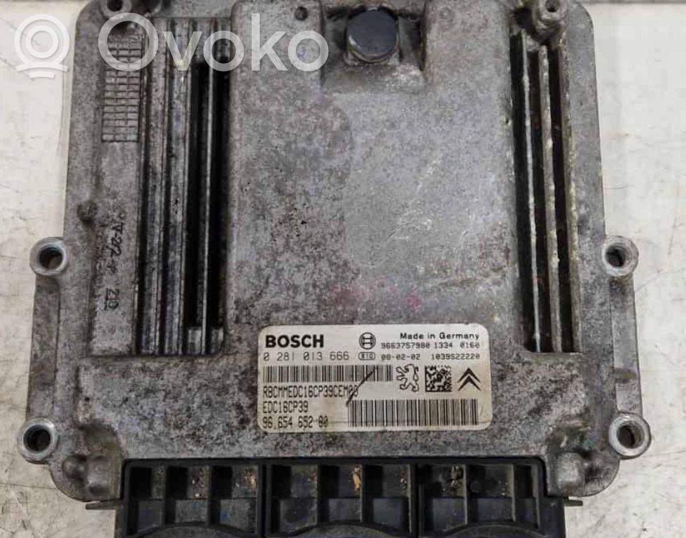 Mitsubishi Outlander Engine control unit/module 