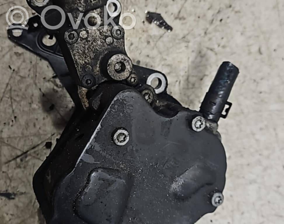 Skoda Fabia Mk2 (5J) Bomba de vacío 