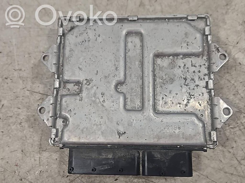 Opel Combo D Engine control unit/module 