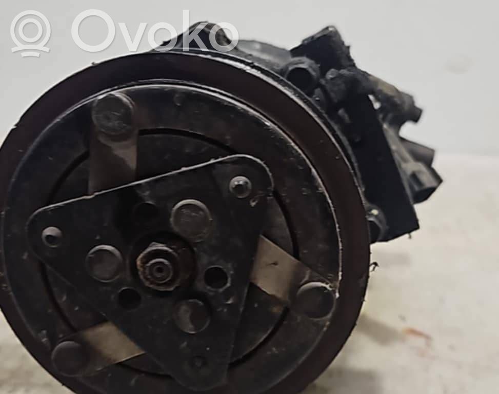 Ford Focus Air conditioning (A/C) compressor (pump) 