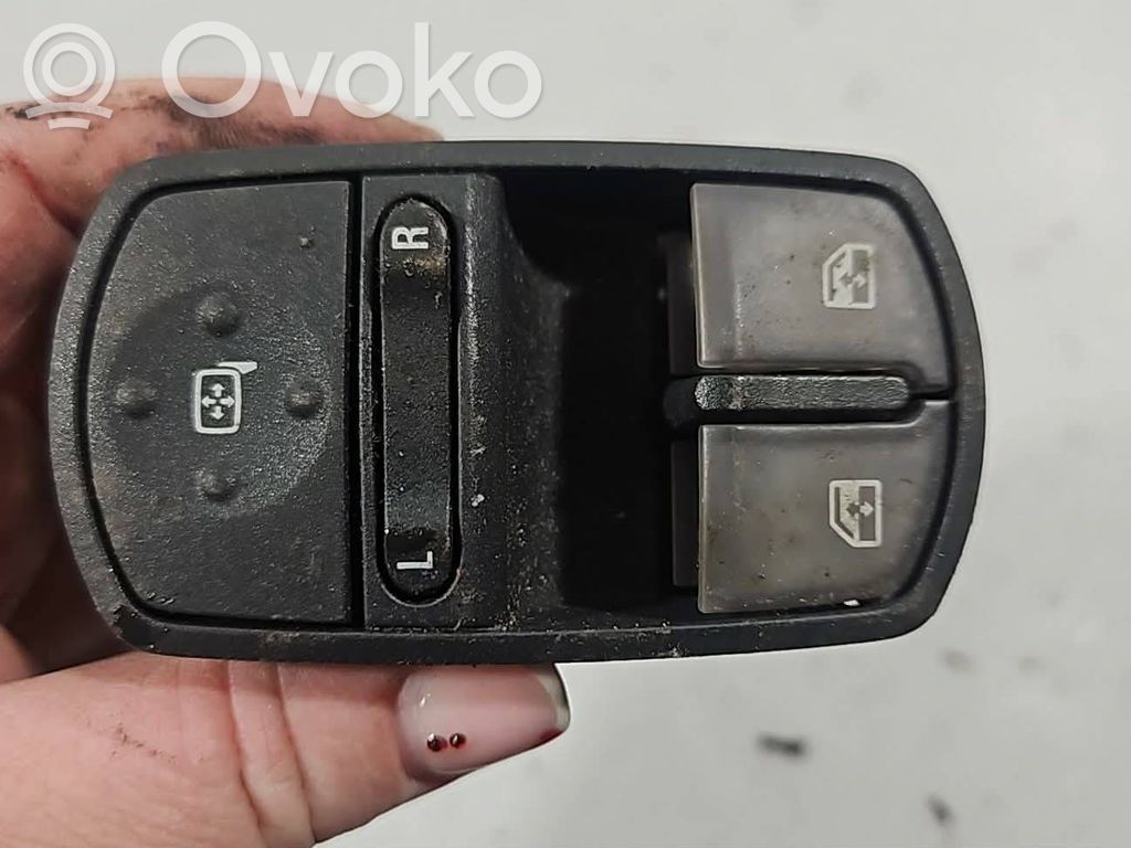 Opel Corsa D Electric window control switch 