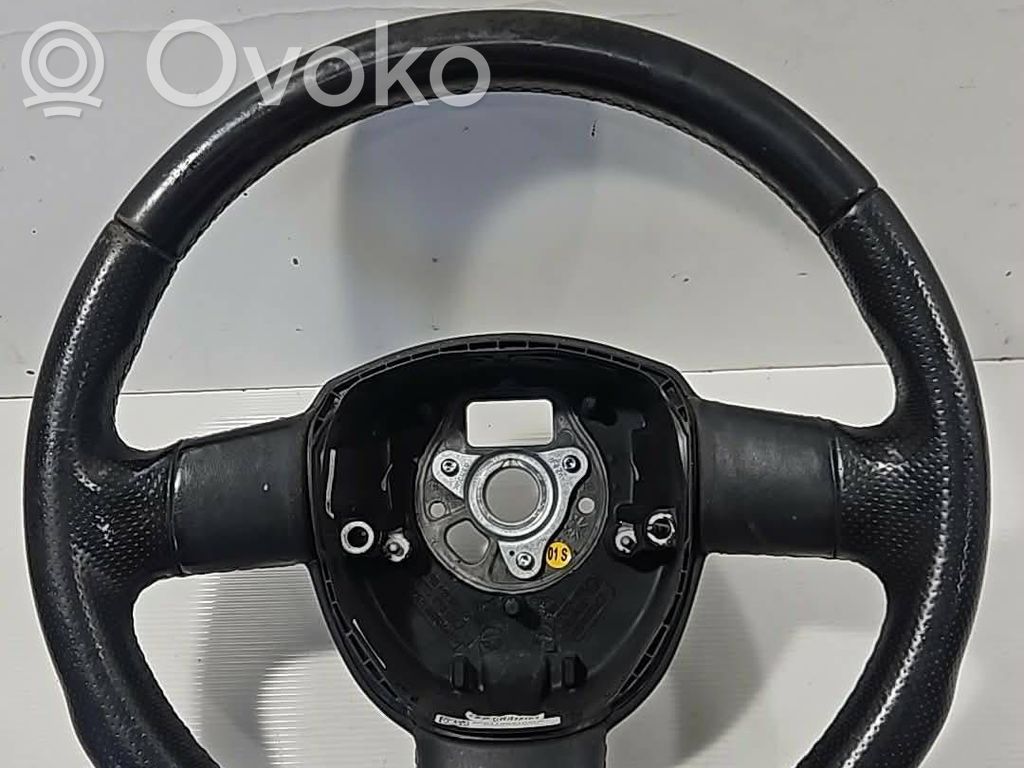 Audi A3 S3 8P Ohjauspyörä 