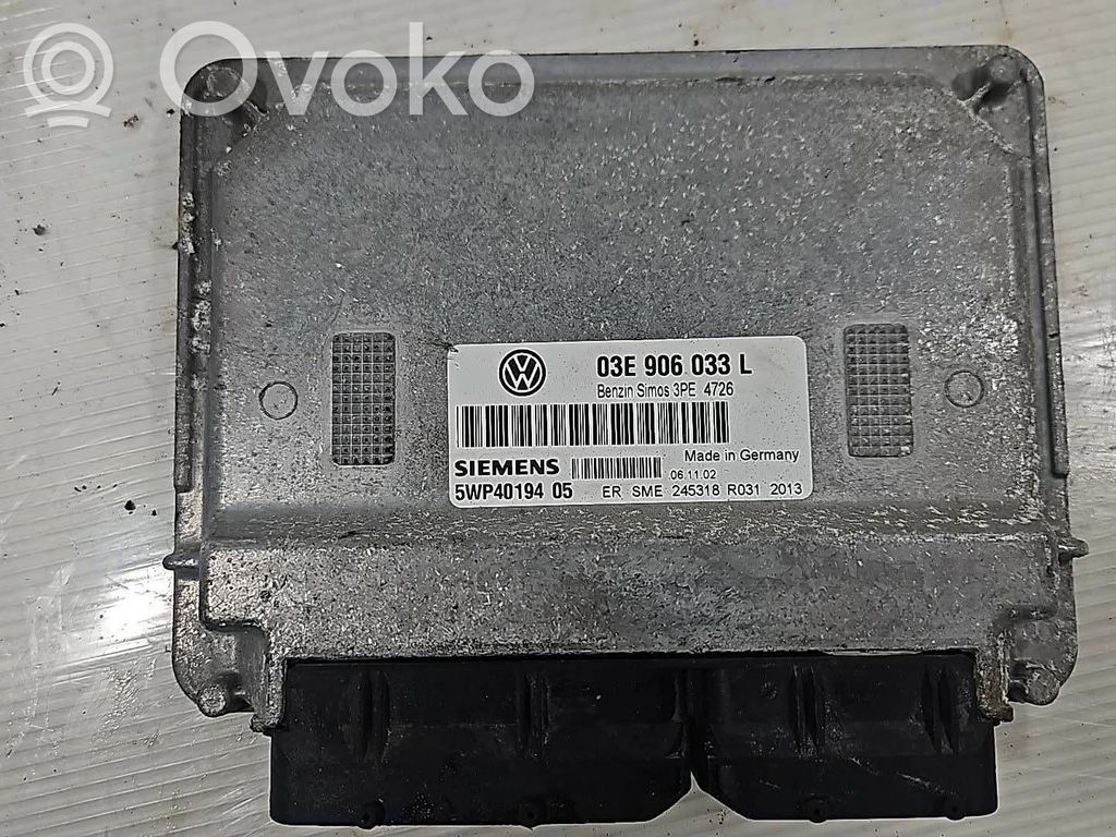 Volkswagen Polo IV 9N3 Sterownik / Moduł ECU 