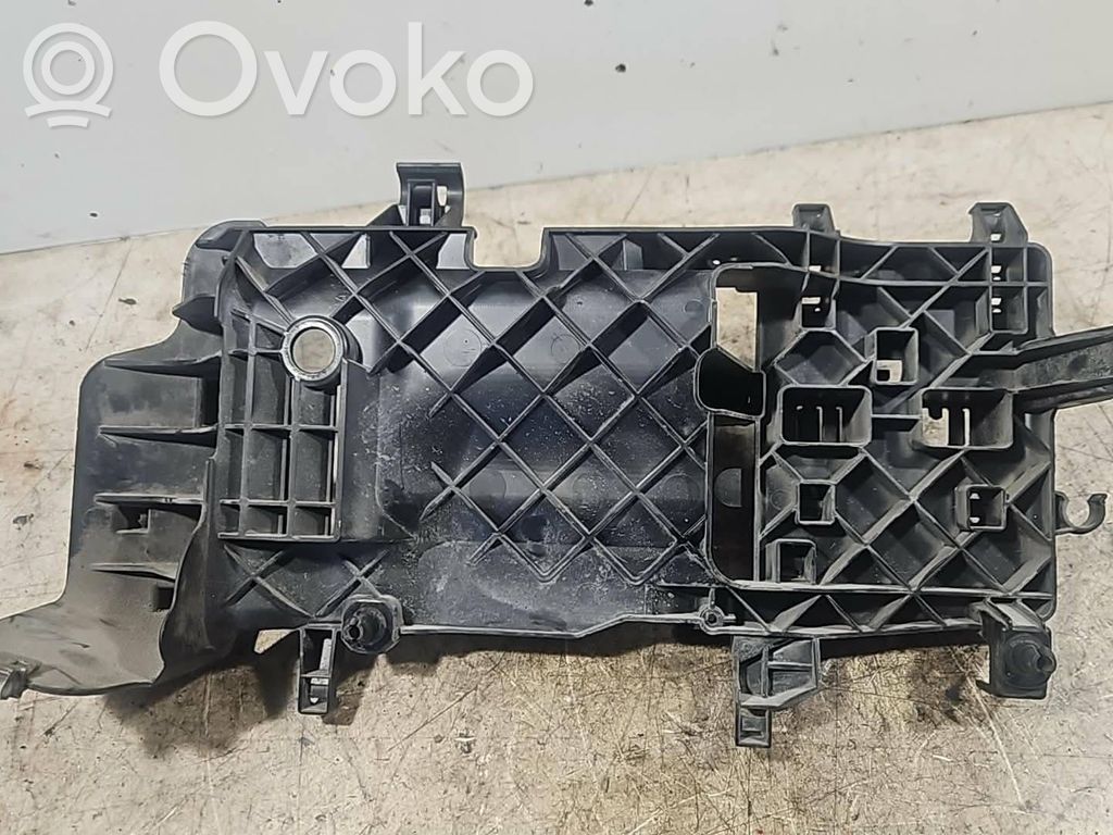 BMW 1 F20 F21 Uchwyt jednostki sterującej silnika 