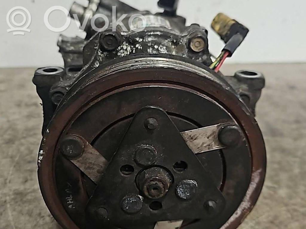 Peugeot 207 Air conditioning (A/C) compressor (pump) 