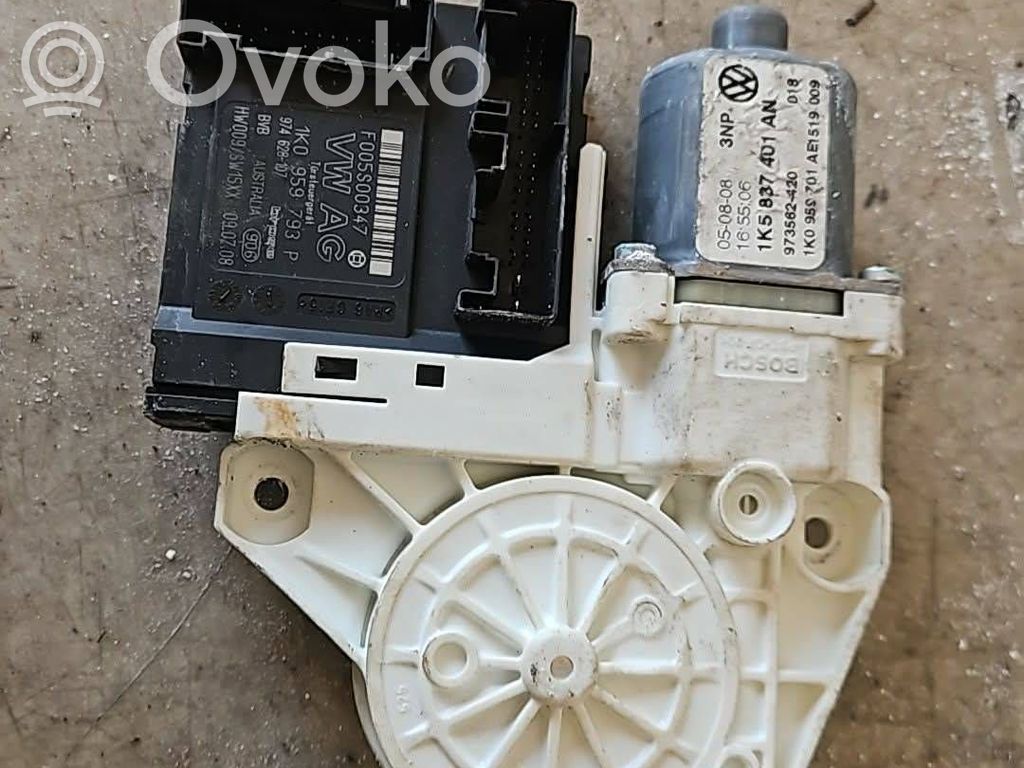 Volkswagen Golf V Silnik regulatora szyby drzwi przednich 