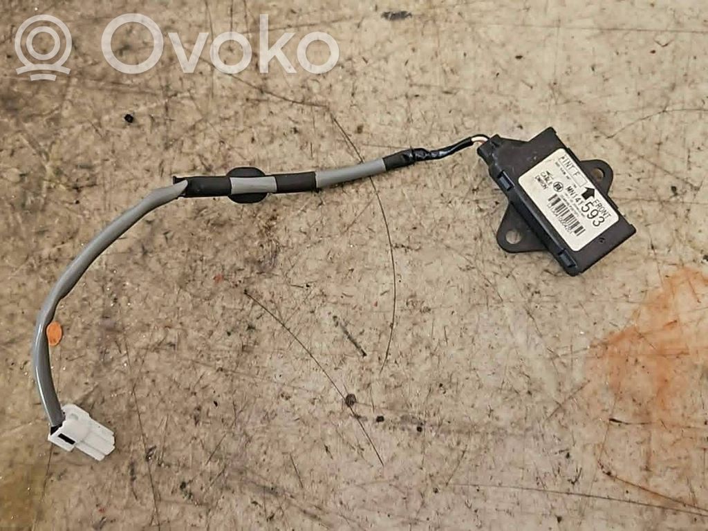 Mitsubishi Outlander Antenna control unit 