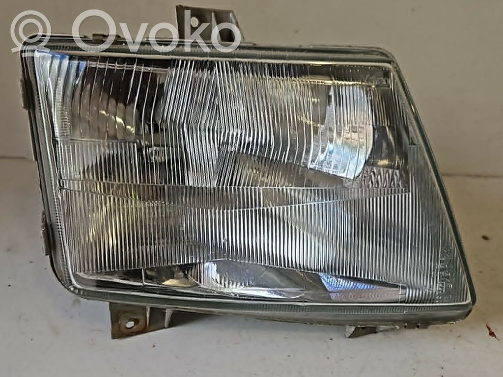 Mercedes-Benz Vito Viano W638 Lampa przednia 