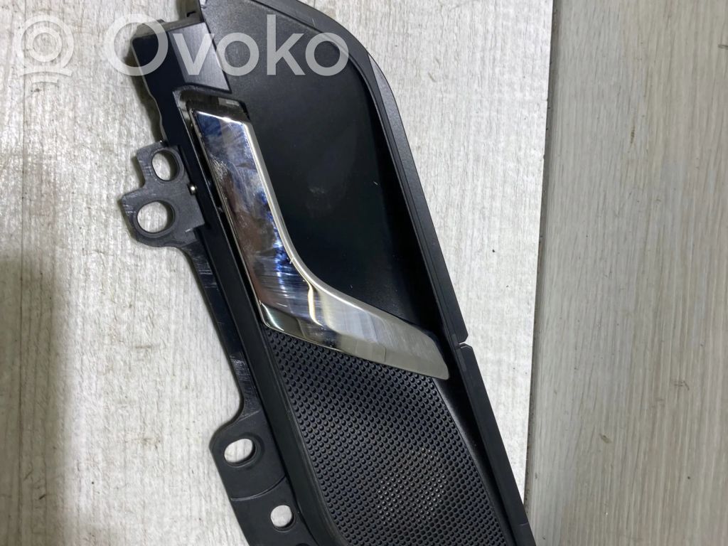 Skoda Rapid (NH) Klamka wewnętrzna drzwi tylnych 
