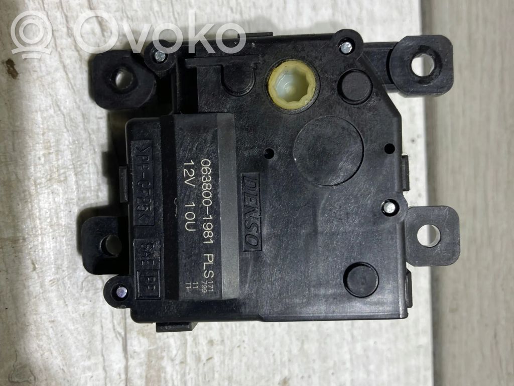 Toyota Yaris Stellmotor Heizung Klima 