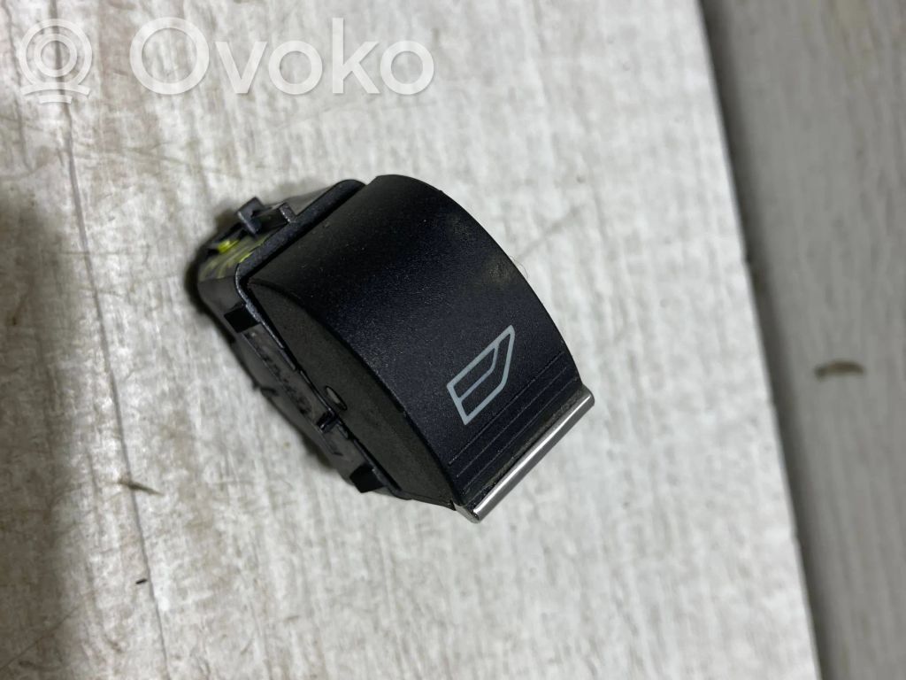 Ford C-MAX II Electric window control switch 