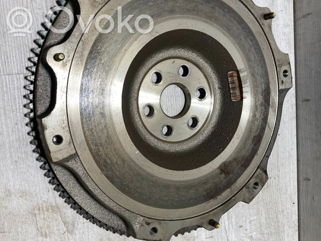 Ford Fiesta Vauhtipyörä 