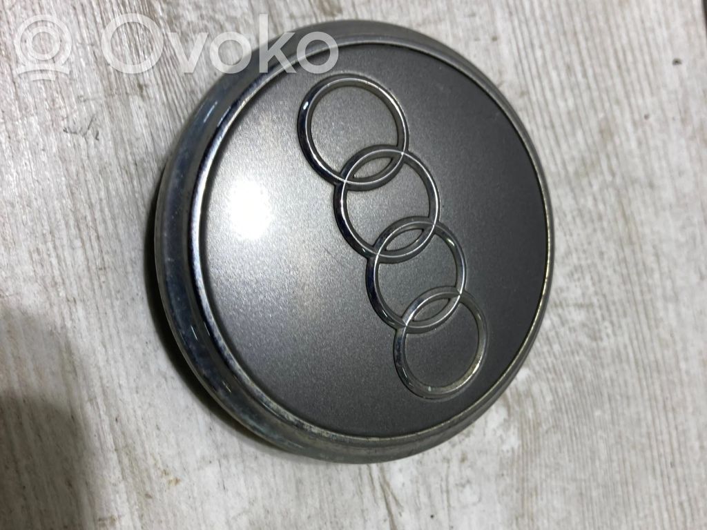 Audi A8 S8 D3 4E Borchia ruota originale 