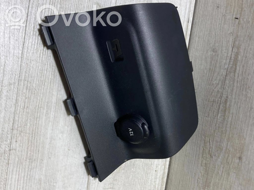 12 V Socket (front)   9829485677