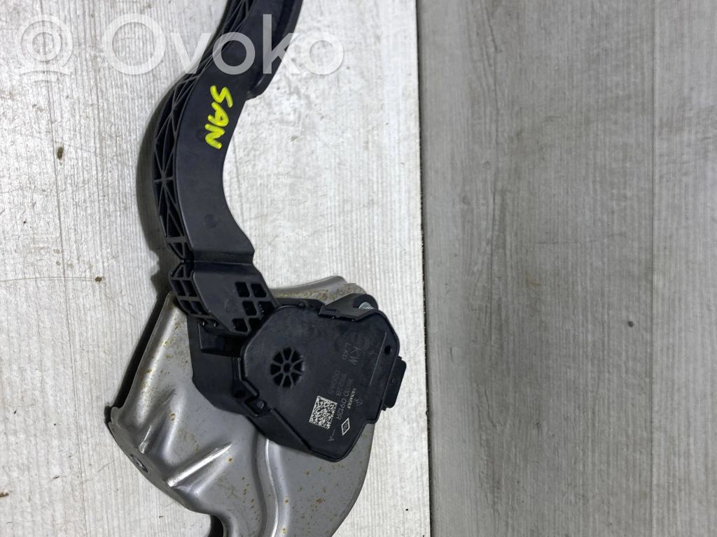 Dacia Sandero III Accelerator throttle pedal 