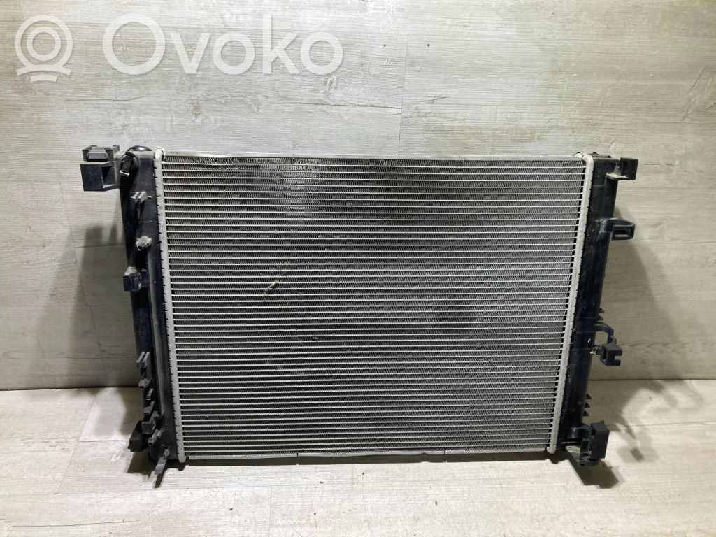 Renault Clio V Aušinimo skysčio radiatorius 