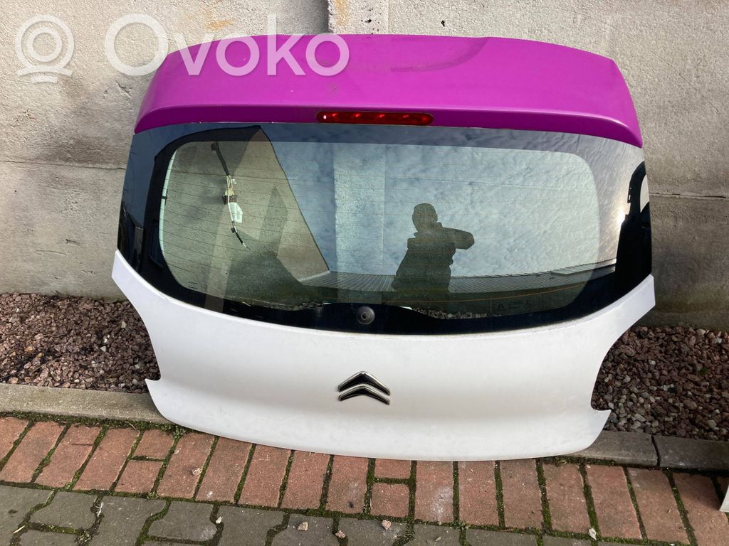Tailgate/trunk/boot lid