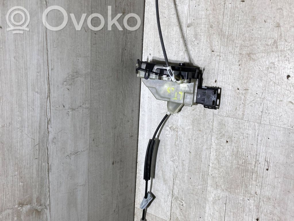 Citroen C3 Aizmugurē slēdzene 